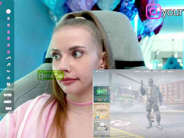 VikkiExtraCheese webcam