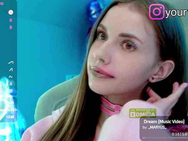 VikkiExtraCheese webcam