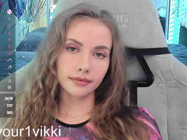 -VikkiL0vesCheese-
