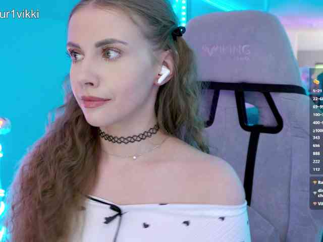 VikkiExtraCheese webcam