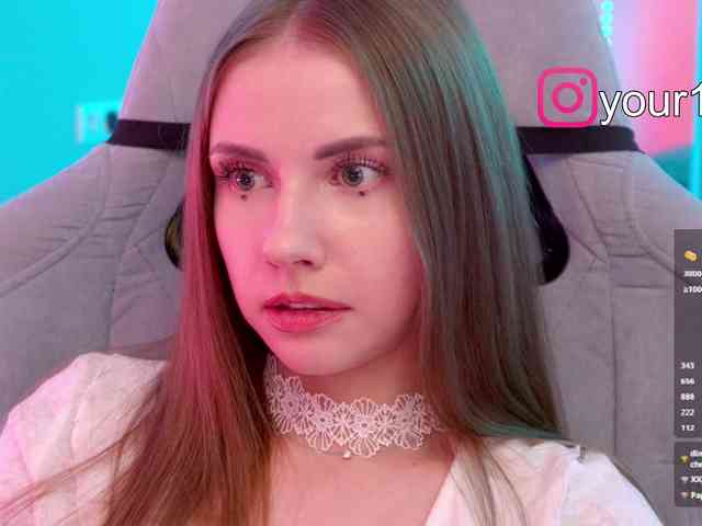 VikkiExtraCheese webcam