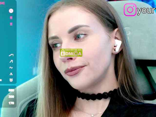 VikkiExtraCheese webcam
