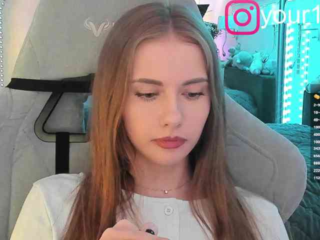 VikkiExtraCheese