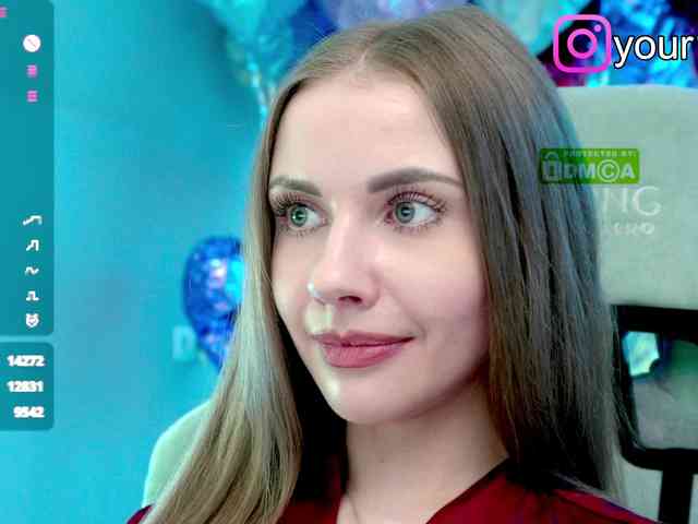VikkiExtraCheese webcam