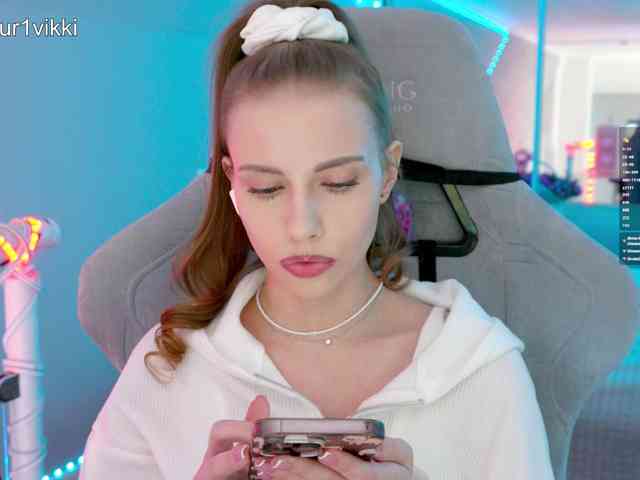 VikkiExtraCheese webcam