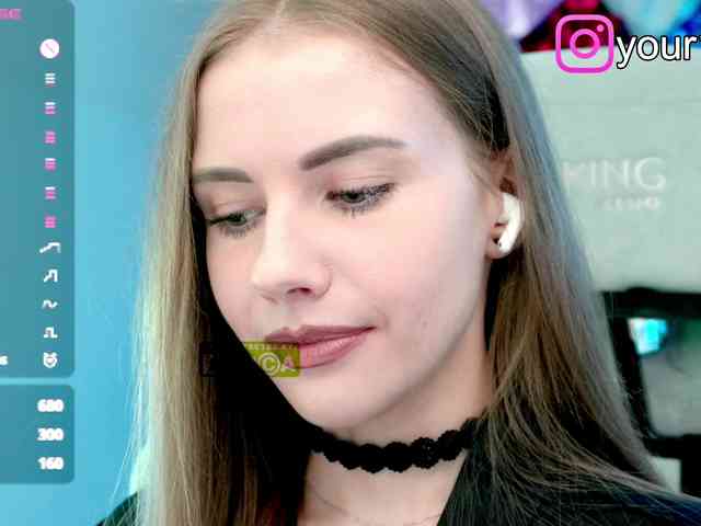 VikkiExtraCheese webcam