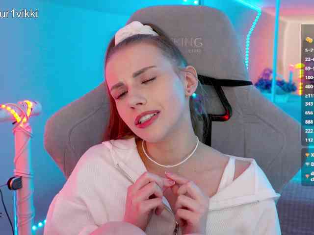 VikkiExtraCheese webcam