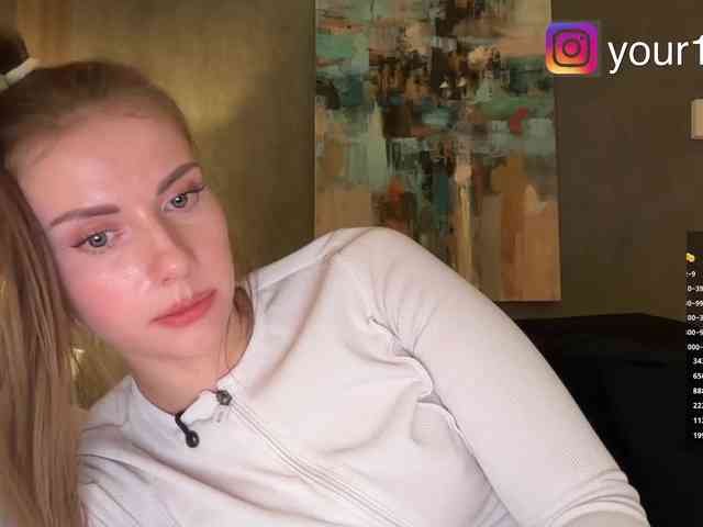 VikkiExtraCheese webcam