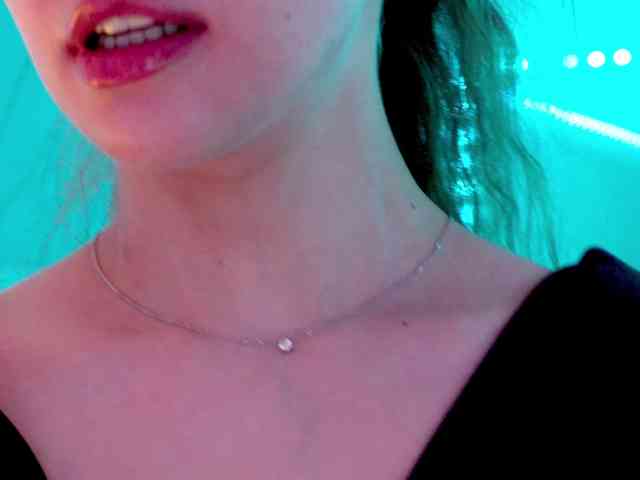 -VikkiL0vesCheese-
