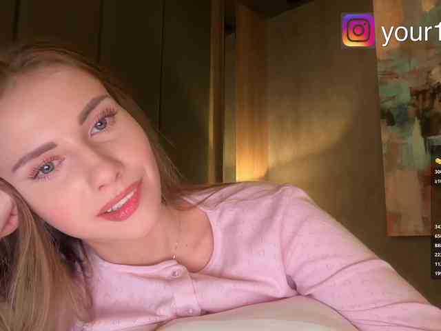 VikkiExtraCheese webcam