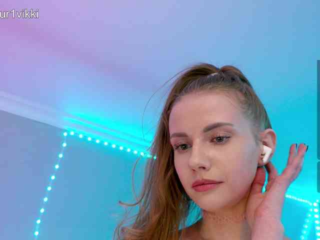 VikkiExtraCheese webcam