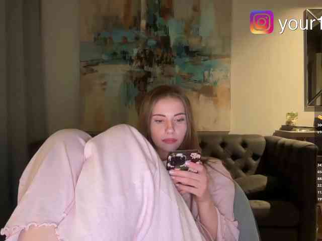 VikkiExtraCheese webcam