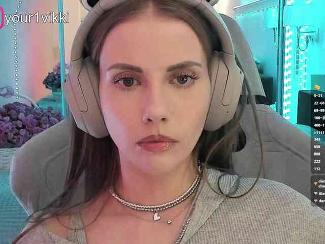 VikkiExtraCheese webcam