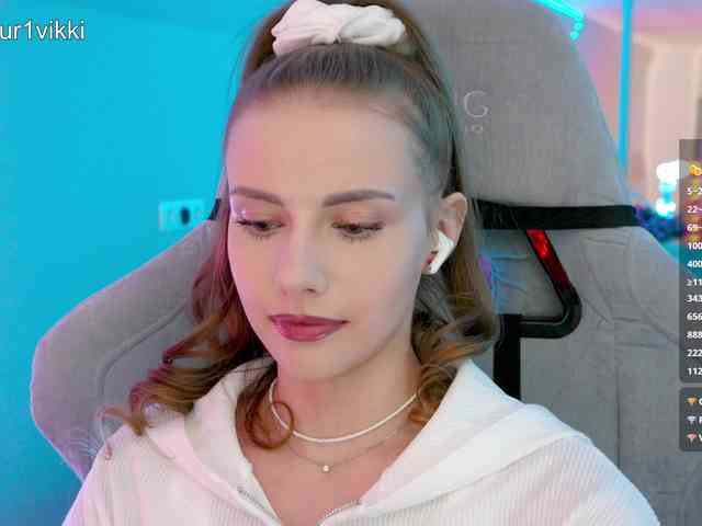 VikkiExtraCheese webcam