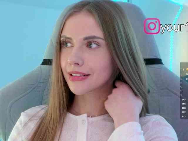 VikkiExtraCheese webcam