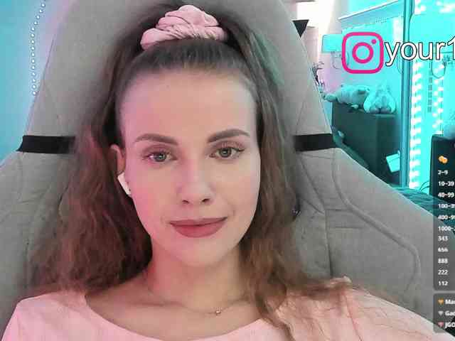 VikkiExtraCheese webcam