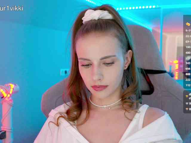 VikkiExtraCheese webcam