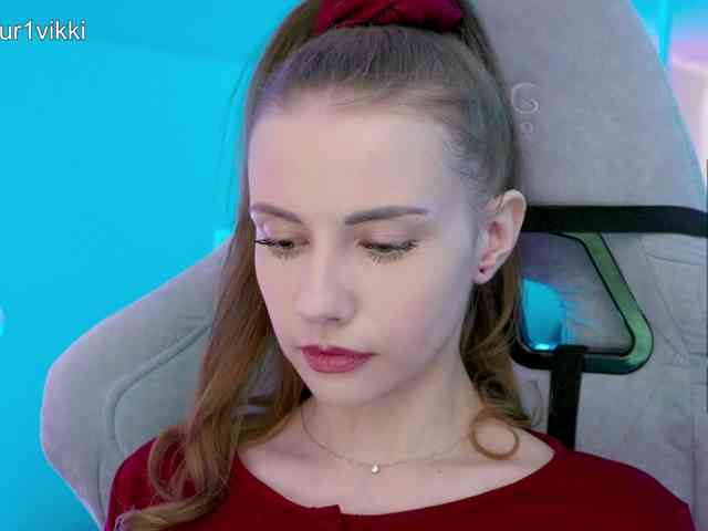 VikkiExtraCheese webcam