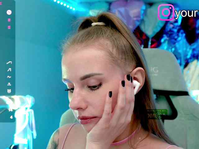 nude amateur porn -VikkiL0vesCheese-