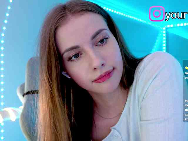 VikkiExtraCheese webcam
