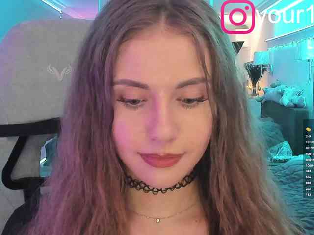 VikkiExtraCheese webcam