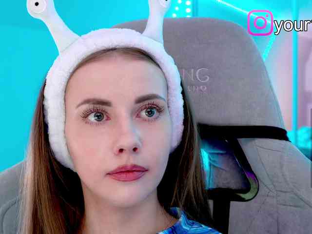 VikkiExtraCheese