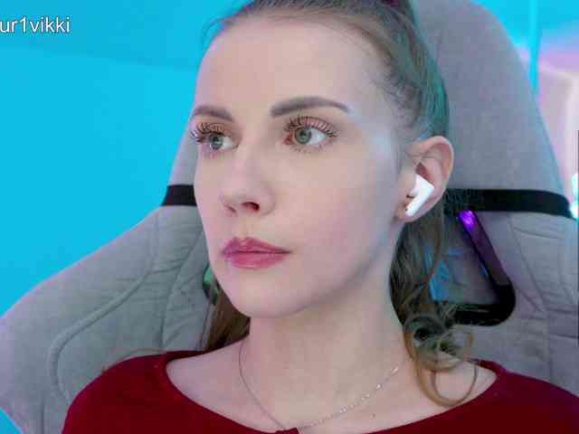 VikkiExtraCheese webcam