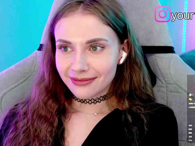 VikkiExtraCheese webcam