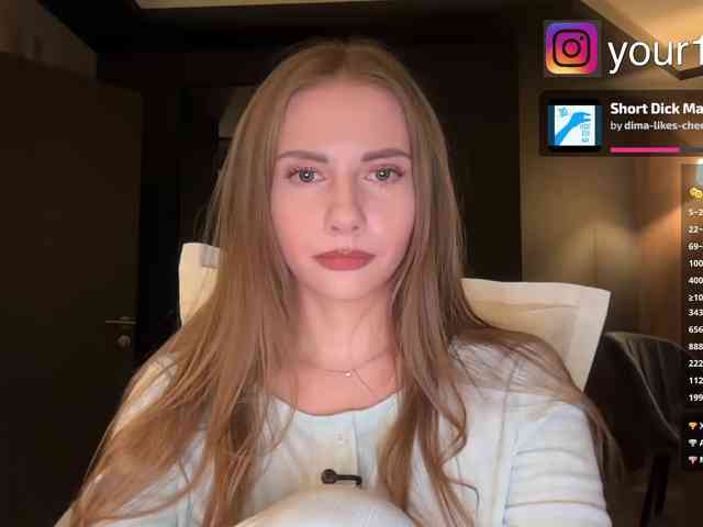 VikkiExtraCheese webcam