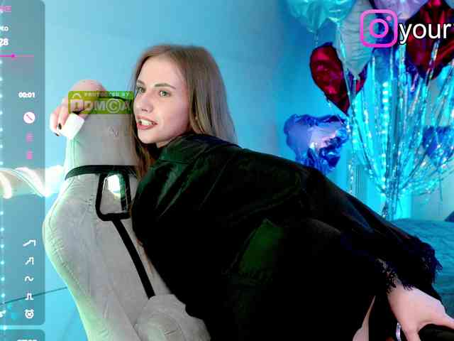 VikkiExtraCheese webcam