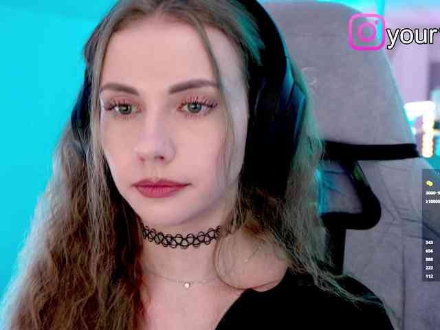 VikkiExtraCheese webcam