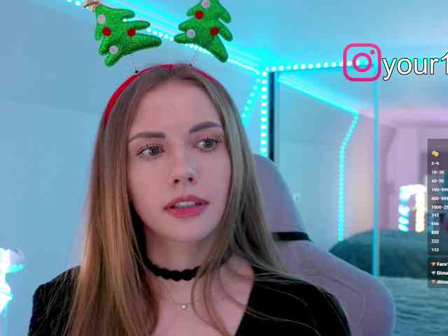 VikkiExtraCheese webcam