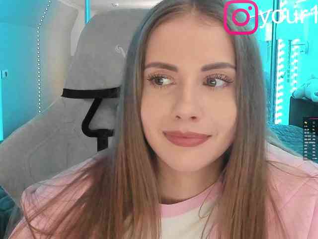 VikkiExtraCheese webcam