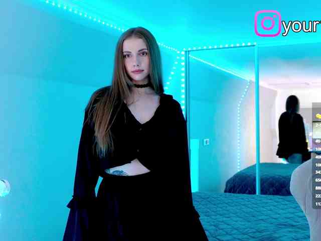 VikkiExtraCheese webcam