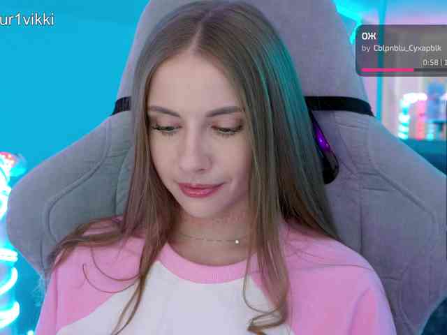 VikkiExtraCheese webcam