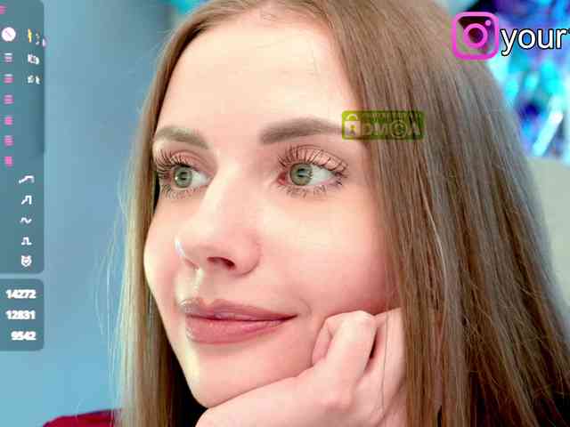 VikkiExtraCheese webcam