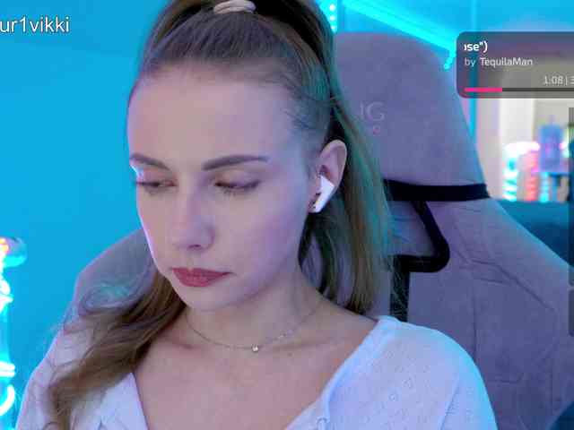 VikkiExtraCheese webcam