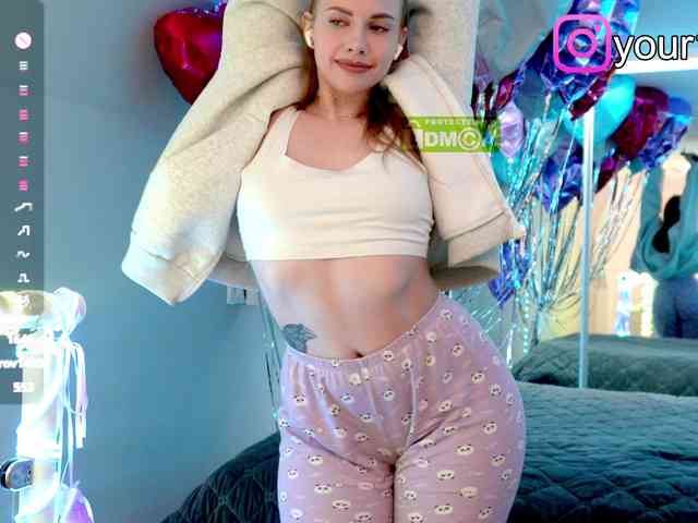 live sex chat room -VikkiL0vesCheese-
