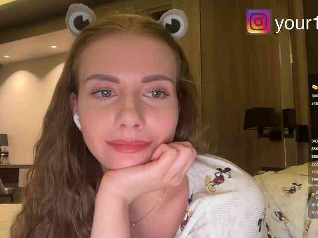 VikkiExtraCheese webcam