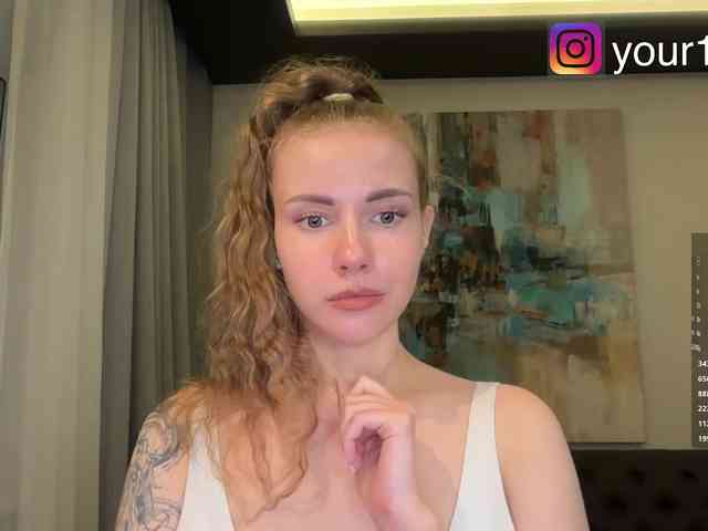 VikkiExtraCheese webcam