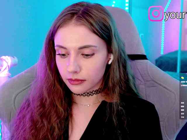 VikkiExtraCheese webcam