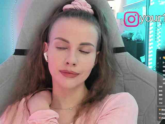 VikkiExtraCheese webcam