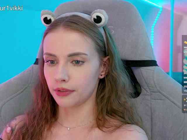 VikkiExtraCheese webcam