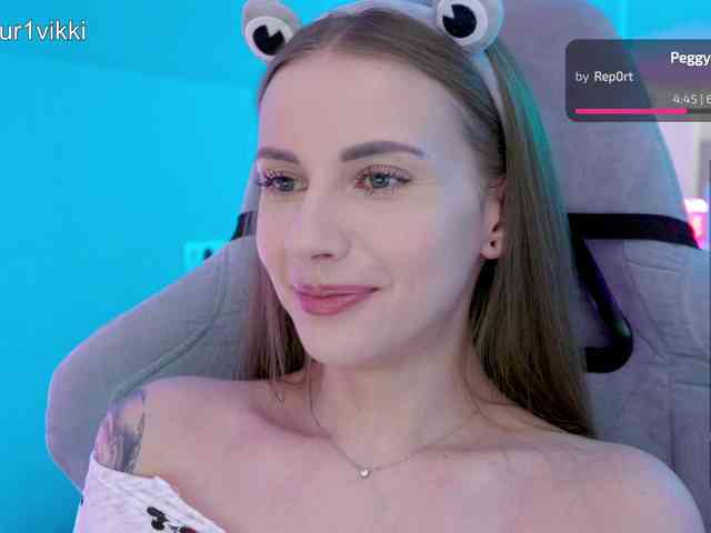 VikkiExtraCheese webcam