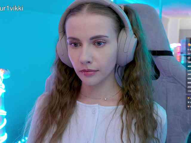 VikkiExtraCheese webcam