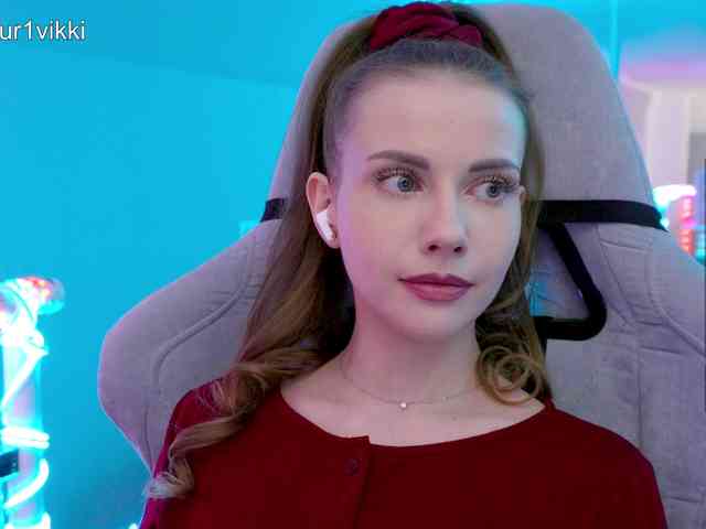 VikkiExtraCheese webcam