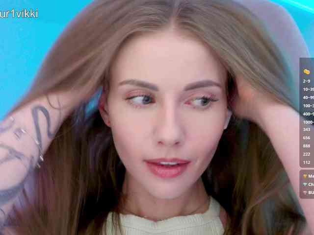 VikkiExtraCheese webcam