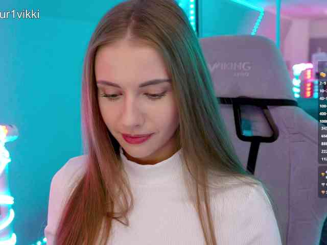 VikkiExtraCheese webcam