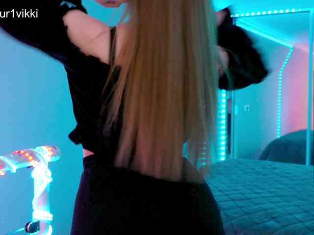 VikkiExtraCheese webcam