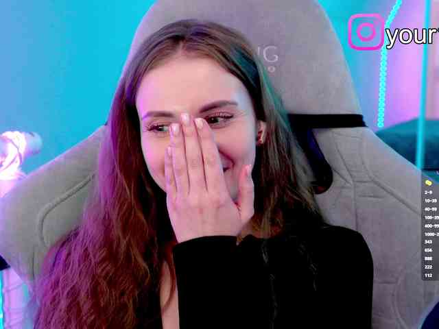 VikkiExtraCheese webcam